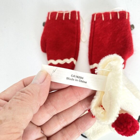 Felt White Ice Skates And Red Mittens Christmas Decorations Set - Picture 4 of 4
